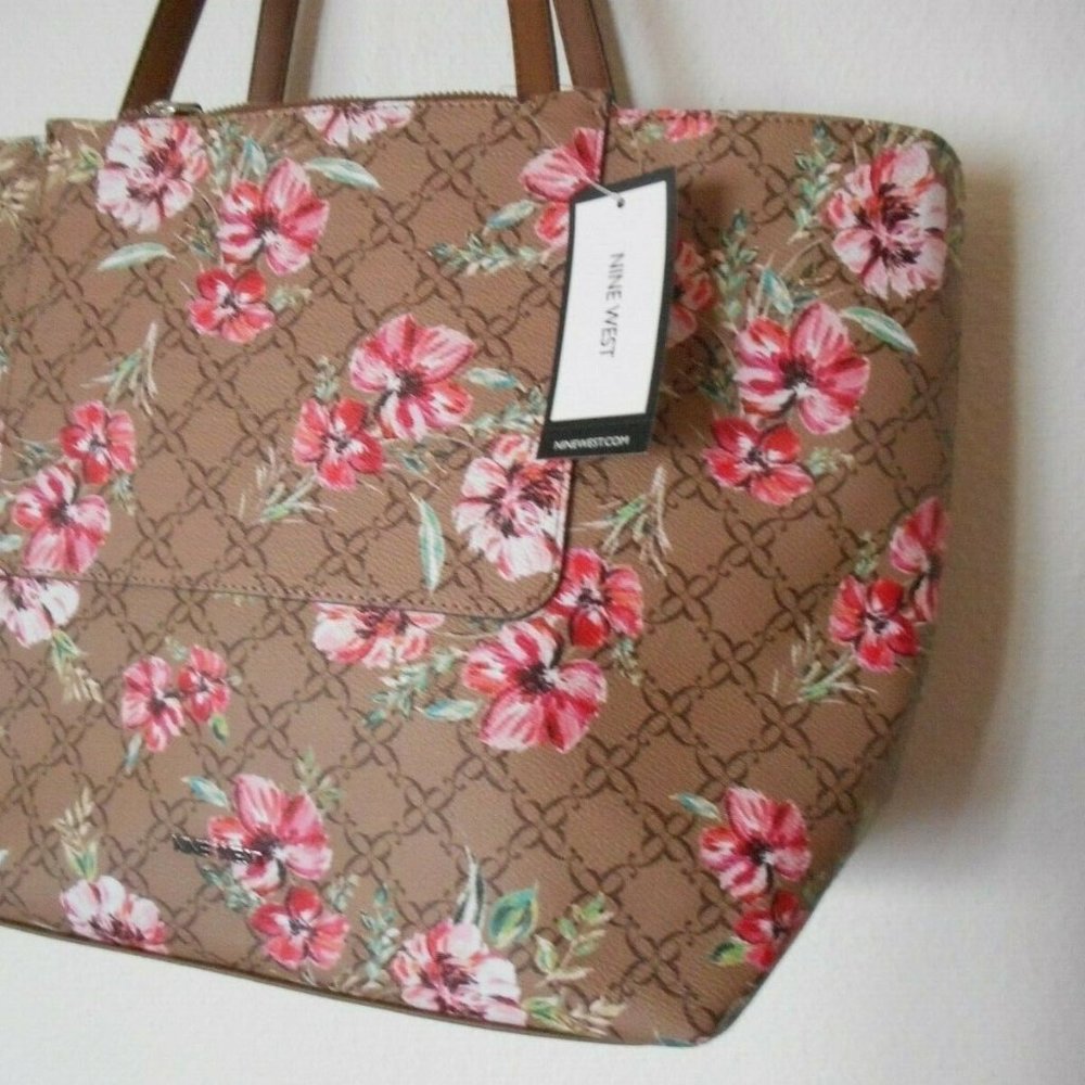 NEW NINE WEST Classic Multi Color Floral Shoulder Tote Handbag Purse - Picture 4 of 4